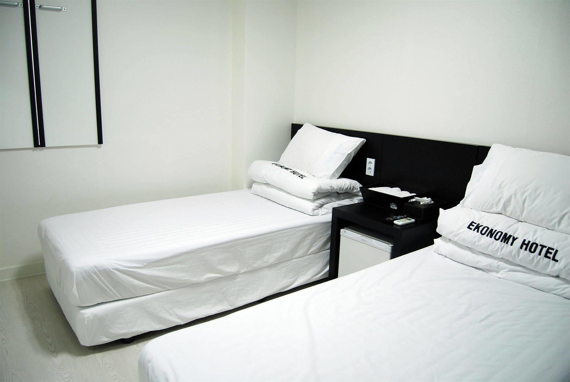 Ekonomy Hotel Nampo Busan Luaran gambar